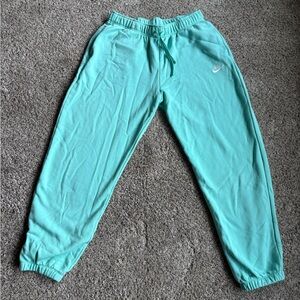 Nike Women’s Aqua Sweatpants
